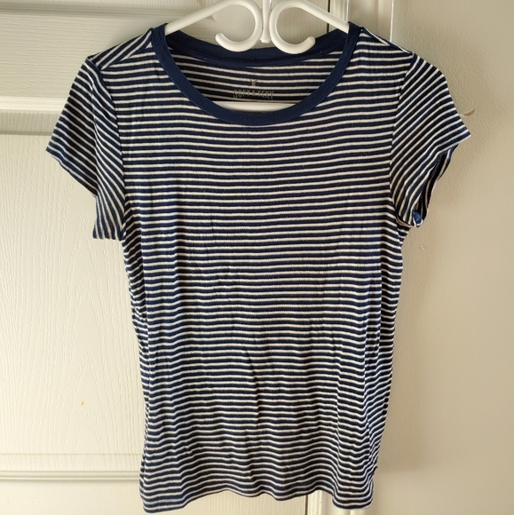 American Eagle Outfitters blue striped t-shirt - Picture 1 of 2